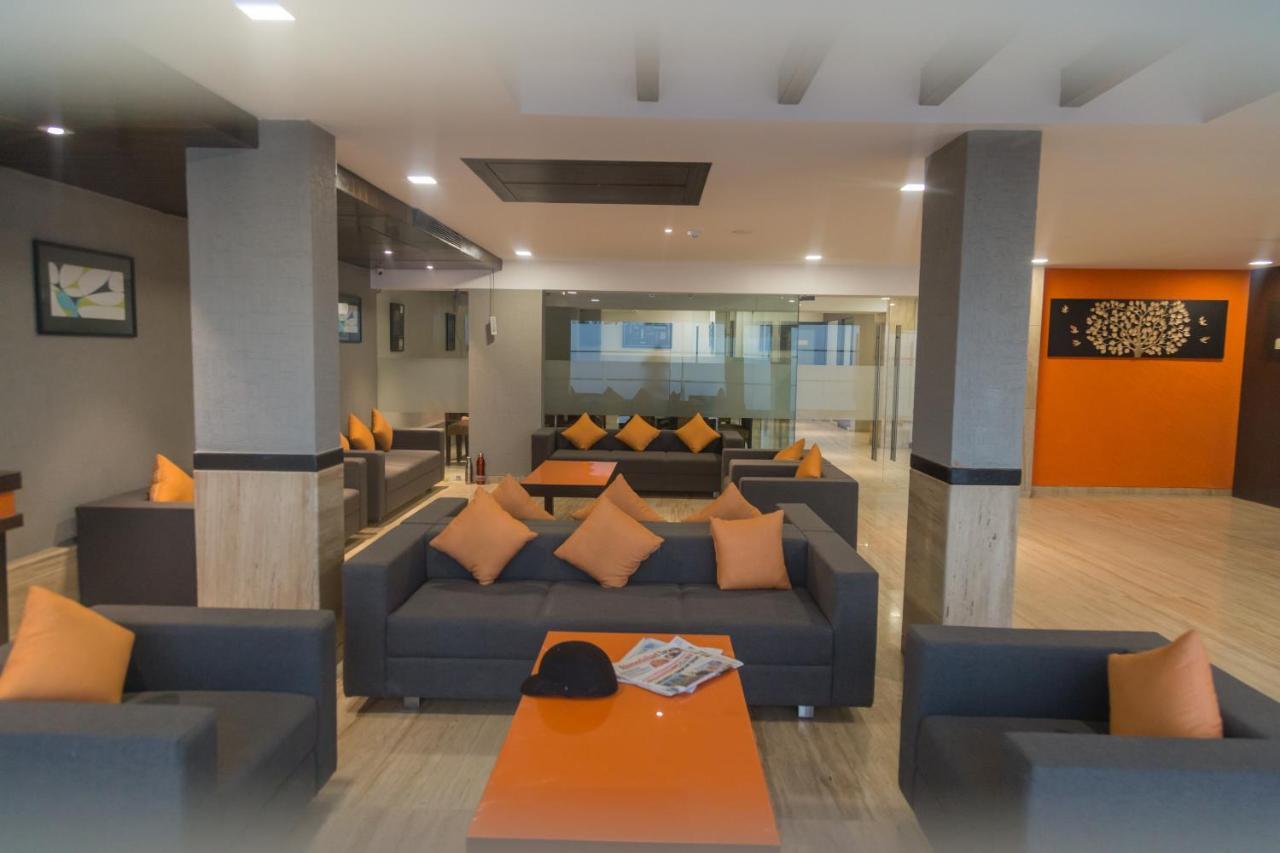 Ahmedabad, Satellite Hotel Exterior photo