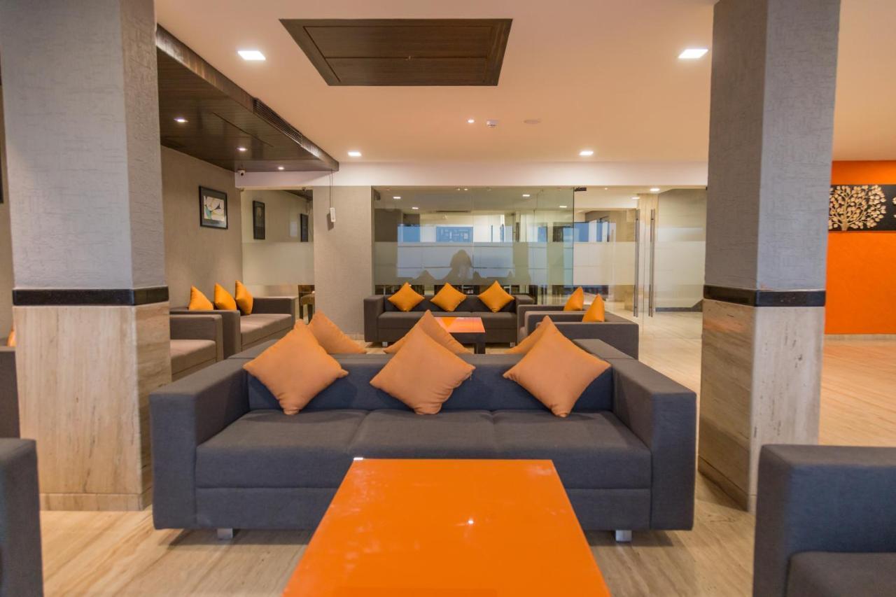 Ahmedabad, Satellite Hotel Exterior photo